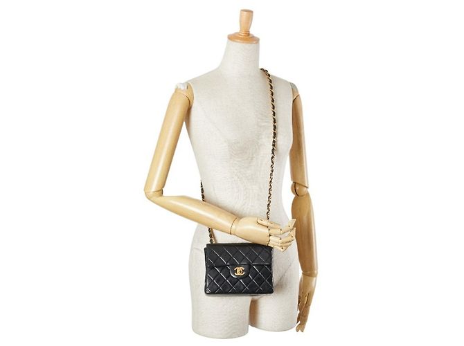 Borsa a Spalla Chanel Mini Matelassé Coco Mark con Catena Nero - Ansicht 13