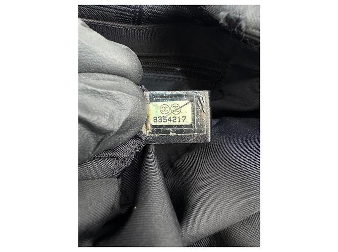 Borsa a spalla Chanel in tela / pelle nera 285 Nero - vista 11