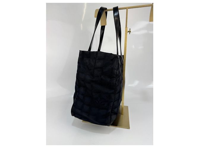 Borsa a spalla Chanel in tela / pelle nera 285 Nero - vista 5