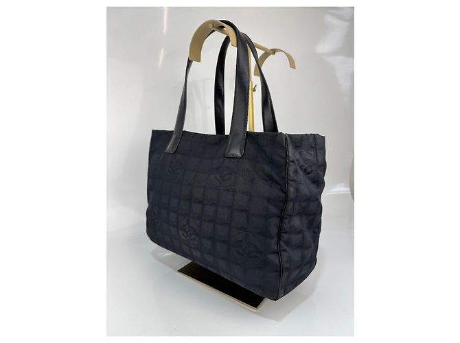 Borsa a spalla Chanel in tela / pelle nera 285 Nero - vista 6