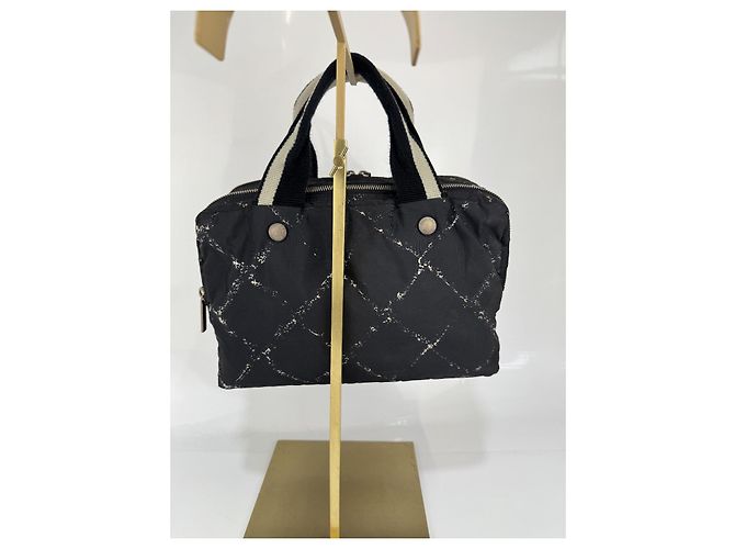 Borsa Boston in tela nera della linea Travel di Chanel 286 - vista 5
