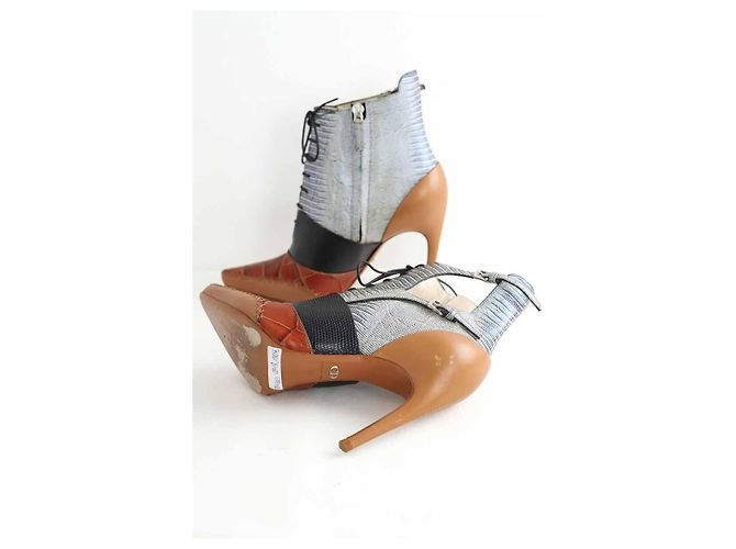 Dior Stivali in pelle marrone con lacci - vista 6