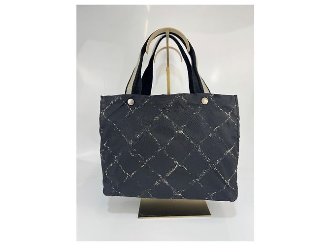 Borsa a spalla in tela Chanel Travel Line nera Nero - vista 6