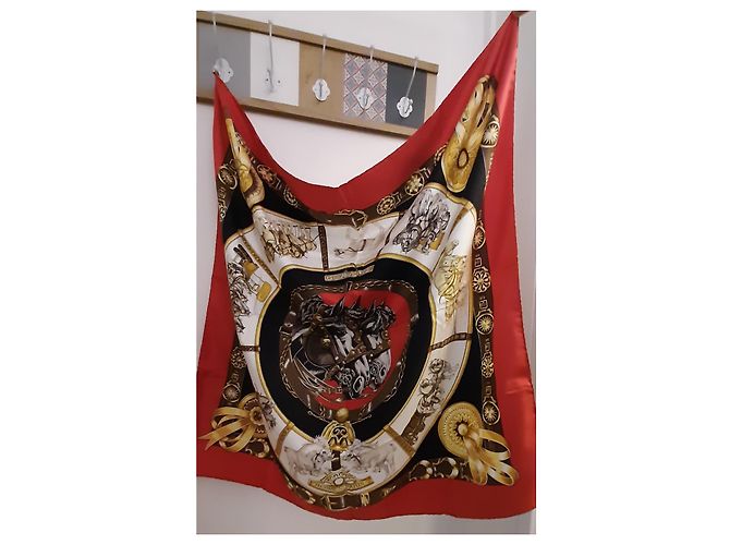 Foulard in seta cavalli da carrozza Hermès Rosso - vista 3
