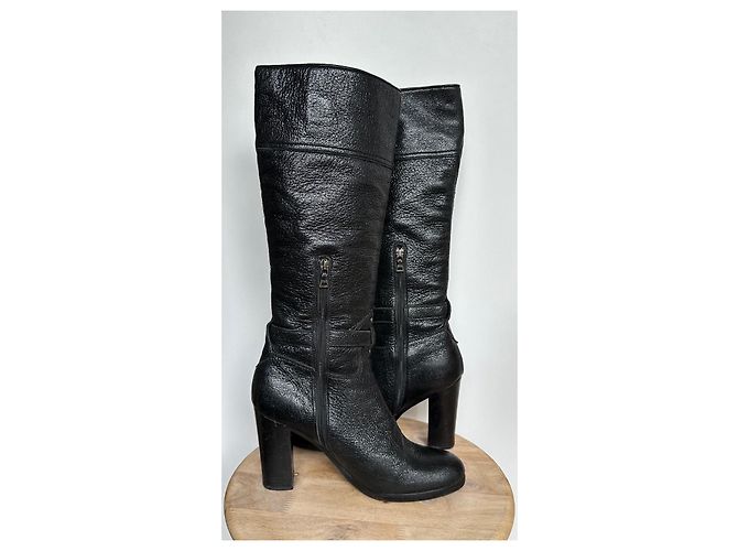 Prada Glitzer Lederstiefel Schwarz mit Metall-Logo - Ansicht 5