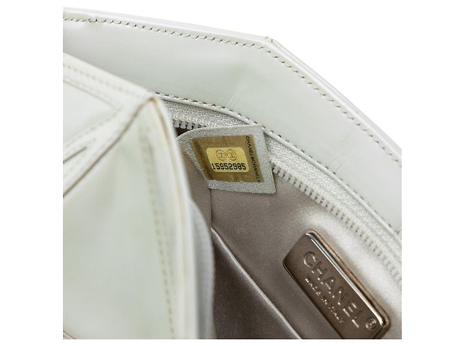Clutch de muñeca Chanel de cordero perlado blanco Midnight Swim Crudo - vista 6