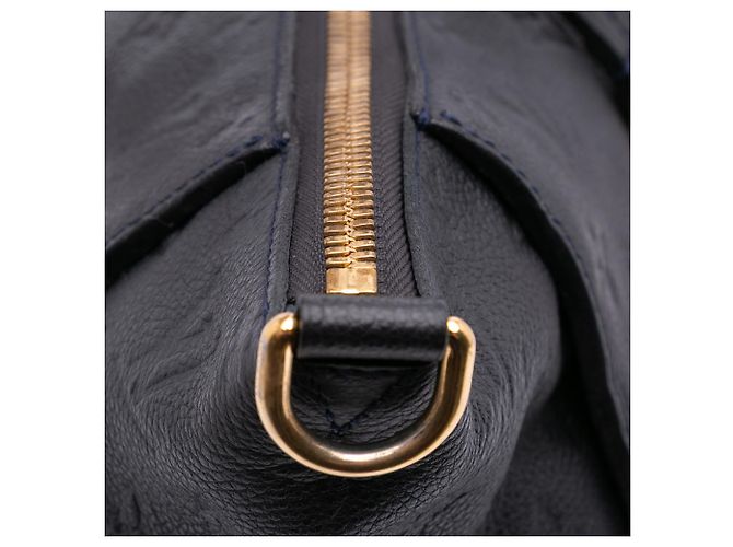 Louis Vuitton Monogram Empreinte Lumineuse PM Blu Blu navy - vista 9