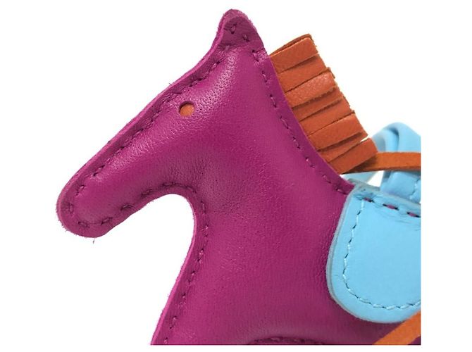 Borsa charm Rodeo PM di Hermès Blu Porpora - vista 5