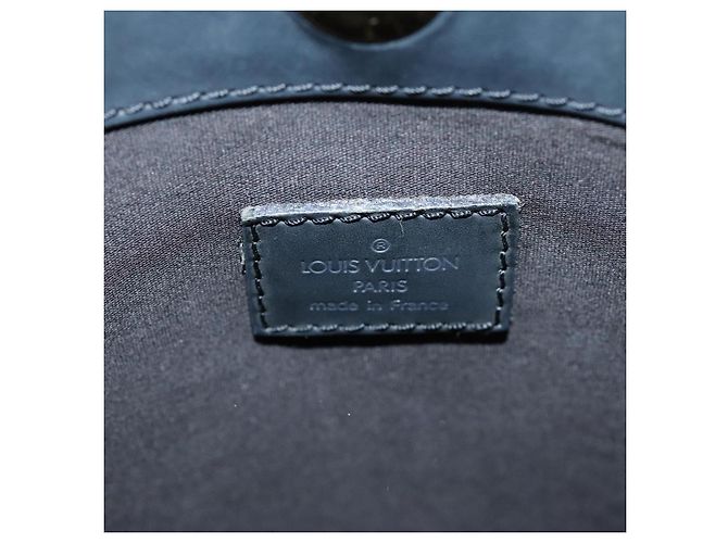 Borsa Louis Vuitton Mandara in pelle Epi MM Nero - vista 6