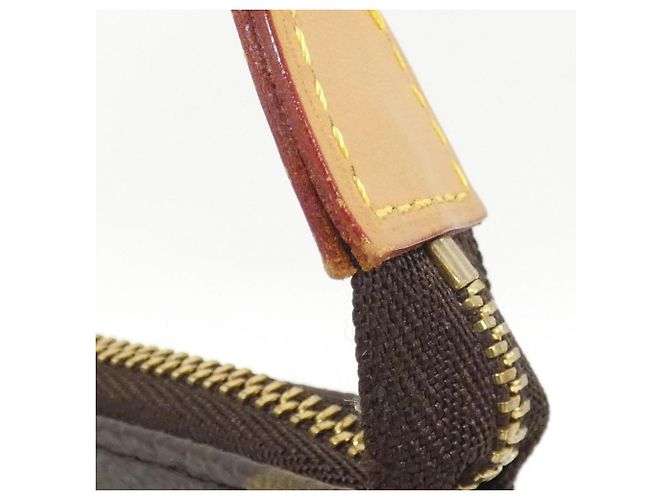 Monogram Pochette Accessoires Louis Vuitton Braun - vista 5