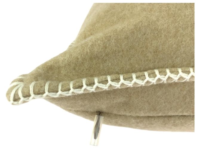 Louis Vuitton 2023 Autumn/Winter Monogram Cushion White Beige - view 5