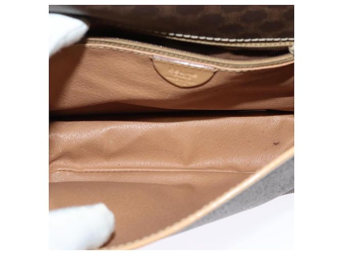 Céline Borsa a Spalla Celine Macadam in Pelle PVC Marrone - vista 5