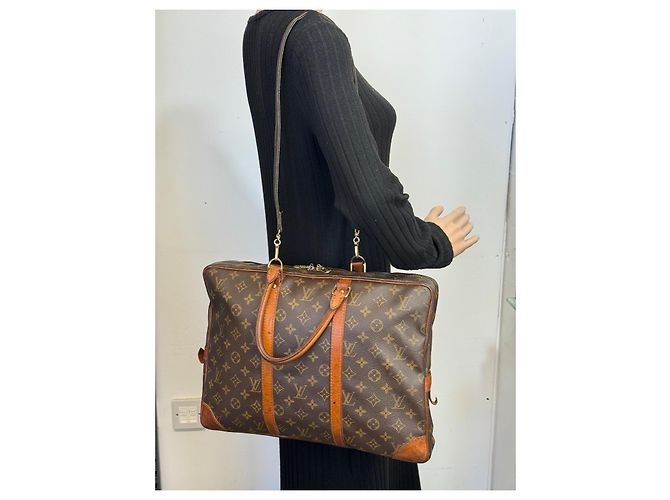 Porte-documenti da viaggio business Louis Vuitton con dustbag in pelle marrone 289 - vista 8