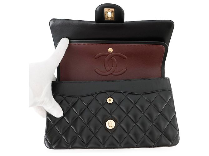 Chanel Matelasse 25 Chain Shoulder Bag Black - view 6