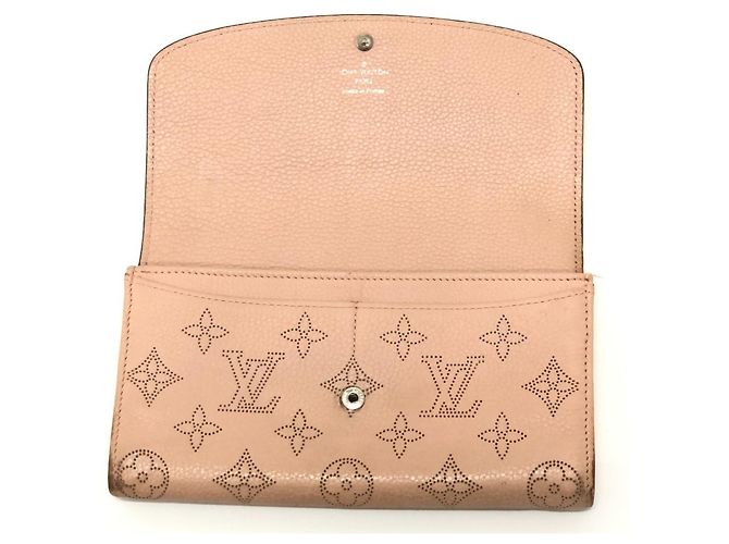 Cartera Iris Monogram Mahina M60145 de Louis Vuitton Rosa - vista 10