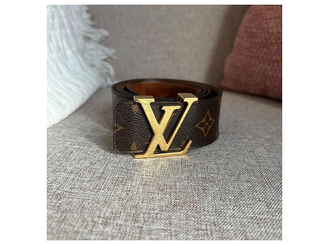 Montsouris Louis Vuitton Initiales Belt Brown Leather - view 2