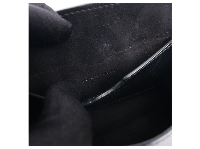 Dior Bobby Small Umhängetasche aus schwarzem Kalbsleder - view 17