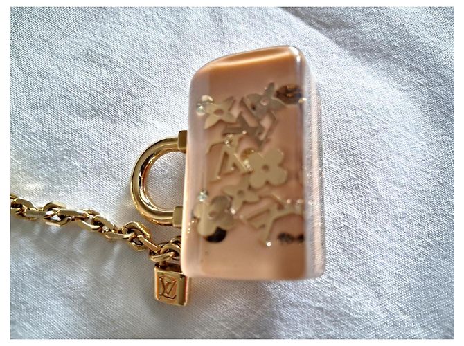 Charm per borsa Louis Vuitton Monogramma Camel Oro Beige D'oro Metallico Carne Gold hardware Cammello - vista 6