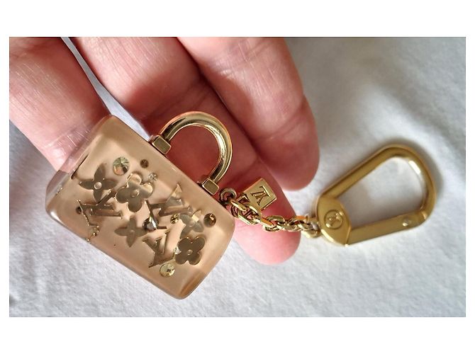 Charm per borsa Louis Vuitton Monogramma Camel Oro Beige D'oro Metallico Carne Gold hardware Cammello - vista 8