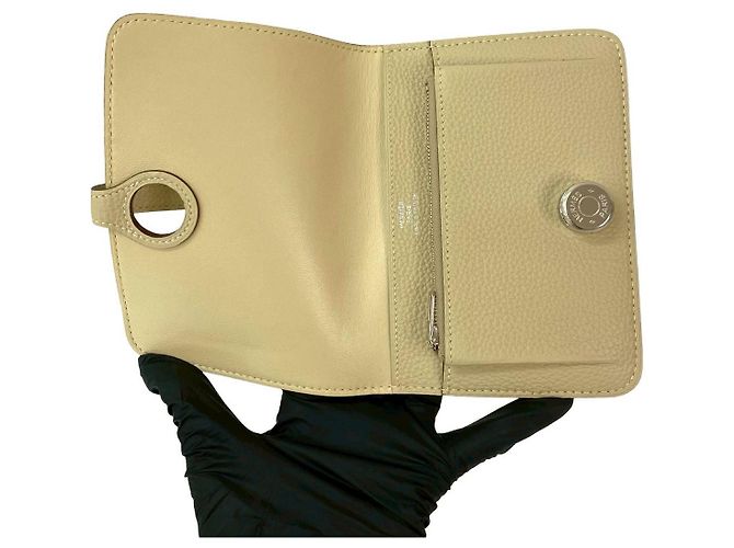 Hermès Dogon Compact Geldbörse aus Togo-Leder Weiß - Ansicht 8
