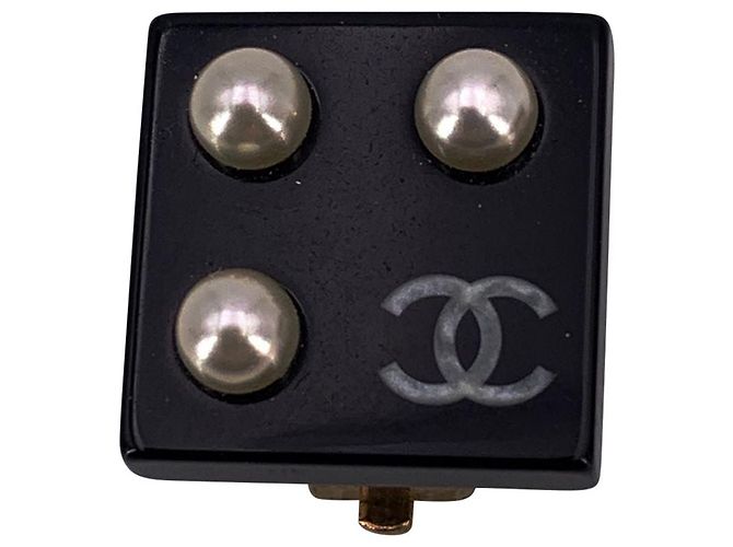 Timeless Chanel Orecchini a clip piccoli quadrati neri vintage Nero - vista 3
