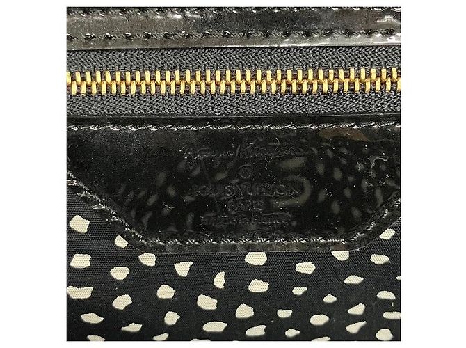 Borsa Louis Vuitton Lockit MM Vernis Dot Infinity Nero Giallo - vista 4