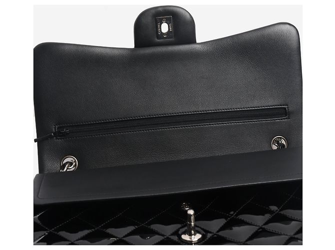 Chanel Borsa Classic Double Flap in pelle verniciata nera 2013 jumbo Nero - vista 5
