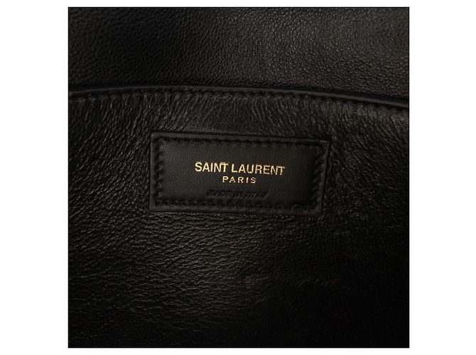 Borsa a tracolla Victoire in pelle di vitello trapuntata nera di Saint Laurent Nero - vista 5