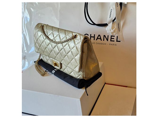 Chanel 2.55 Gold hardware - vista 4