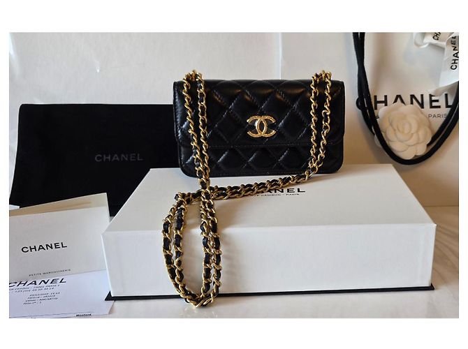 Wallet On Chain Chanel Mini billetera con cadena y soporte para teléfono. Negro - vista 3