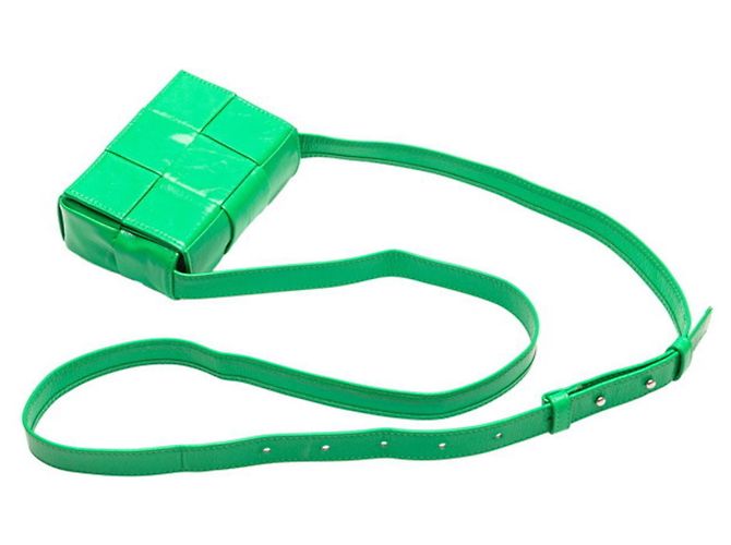 Borsa a Spalla Mini Cassette Maxi Intrecciato di Bottega Veneta Verde - vista 5