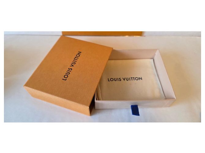 Louis Vuitton Notizbuch und Bleistift. Monogramm - Ansicht 6
