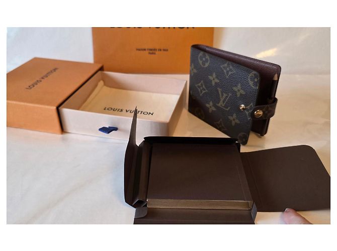 Louis Vuitton Notizbuch und Bleistift. Monogramm - Ansicht 7