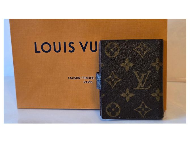 Louis Vuitton Copertura per quaderno e matita. Monogramma - vista 4