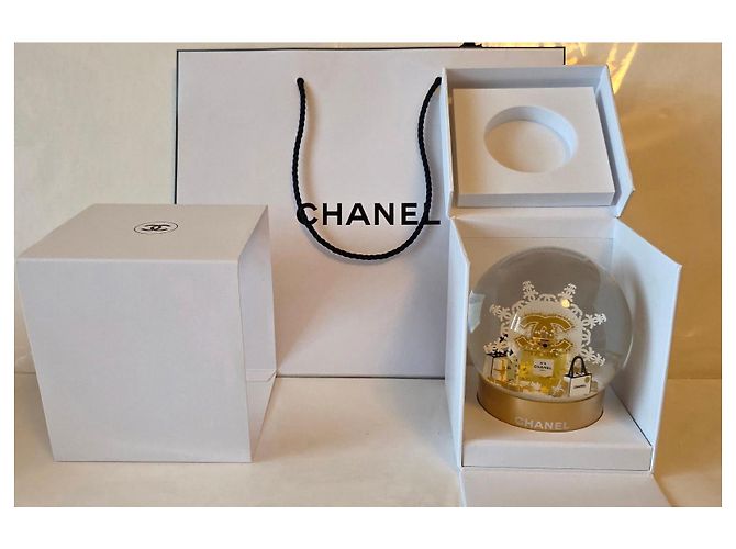 Chanel Snow Globe Golden - view 13