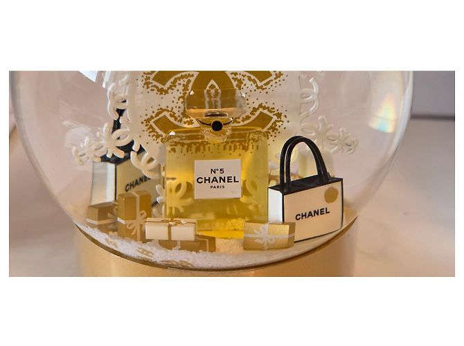 Chanel Snow Globe Golden - view 4