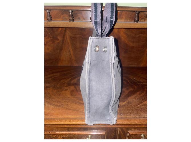 Toto Bag Hermès Hèrmes Tote Canvas PM Grau - Ansicht 5