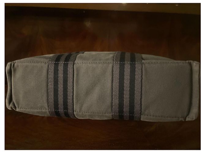 Toto Bag Hermès Hèrmes Tote Canvas PM Grau - Ansicht 7