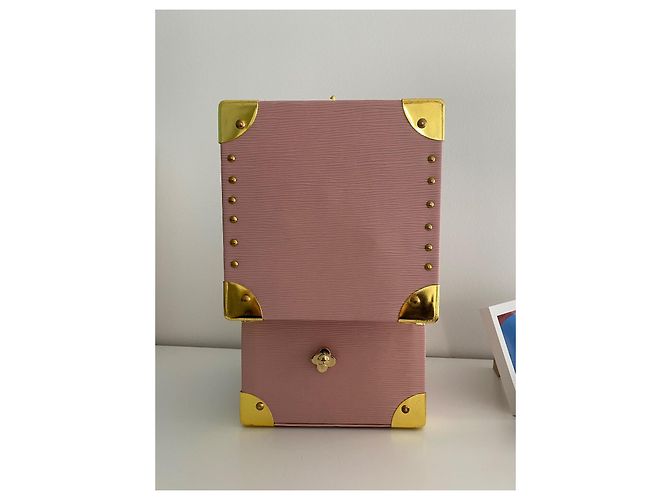 Sofia Coppola Louis Vuitton Vivienne Boîte à musique en cuir rose - vue 5
