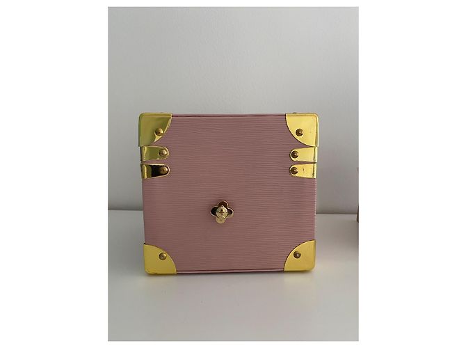 Sofia Coppola Louis Vuitton Vivienne Boîte à musique en cuir rose - vue 6
