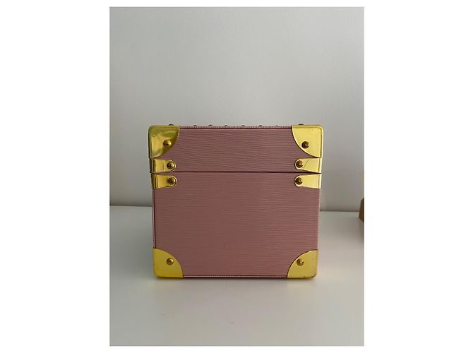 Sofia Coppola Louis Vuitton Vivienne Boîte à musique en cuir rose - vue 7