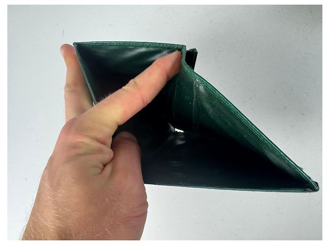 Vintage Givenchy Flapable Leather Wallet Green - view 9