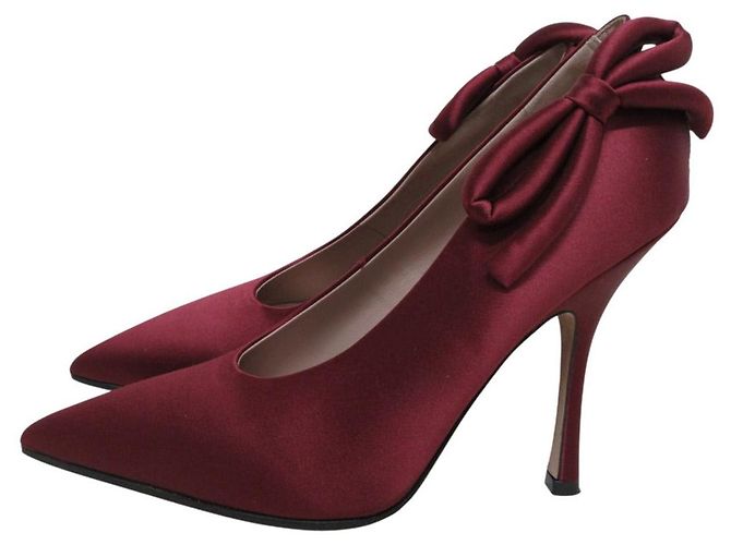 Pumps in satin Valentino Garavani per la notte Marrone Bordò - vista 2