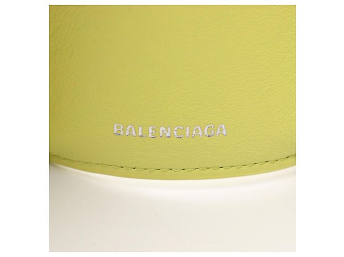 Everyday Cartera Mini Tri-Fold de Cuero Amarillo Balenciaga - vista 5