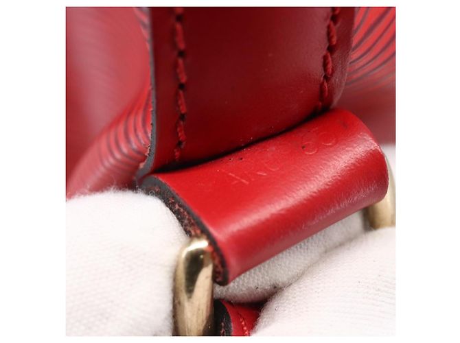 Noe Borsa Noé Louis Vuitton in pelle Epi Rosso - vista 3
