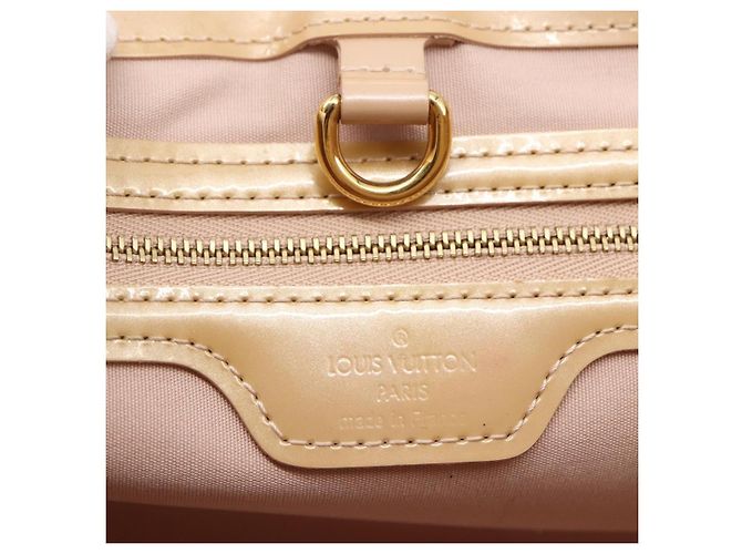 Borsa Louis Vuitton Wilshire Monogram Vernis PM Beige - vista 6