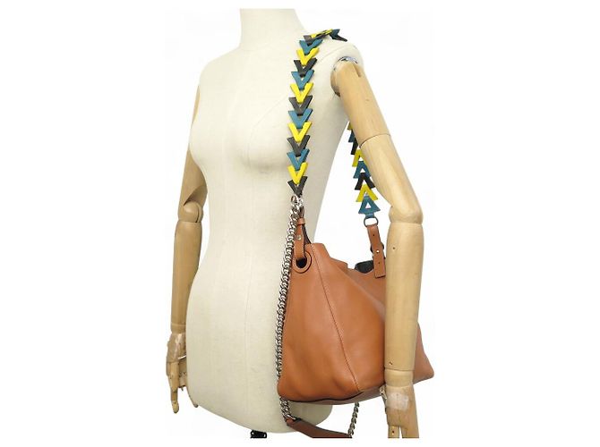 BORSA LOEWE V BUCKET 303.30.N14 PELLE CAMMELLO BORSA A SPALLA - vista 5