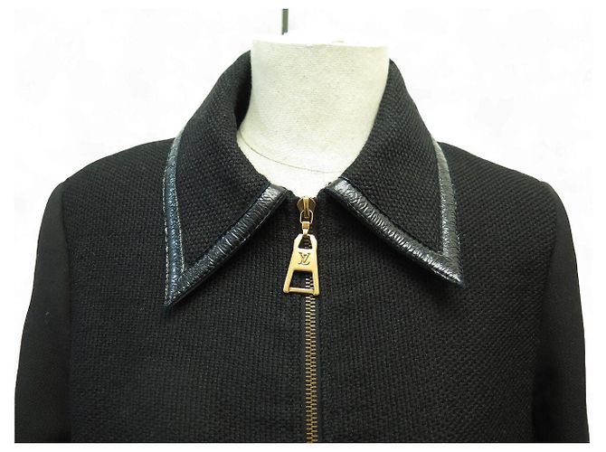 LOUIS VUITTON SHORT ZIPPERED JACKET M 38 NICOLAS GHESQUIERE IN WOOL Black - view 2