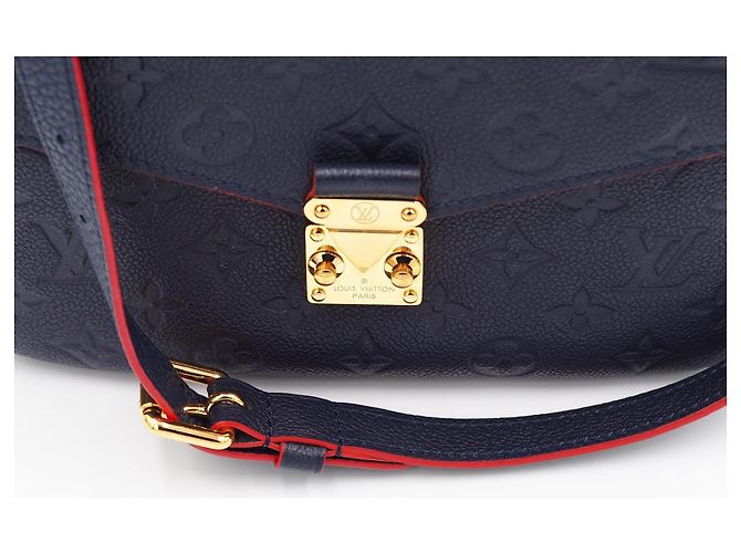 Borsa Louis Vuitton Metis in Pelliccia Blu Navy - vista 4
