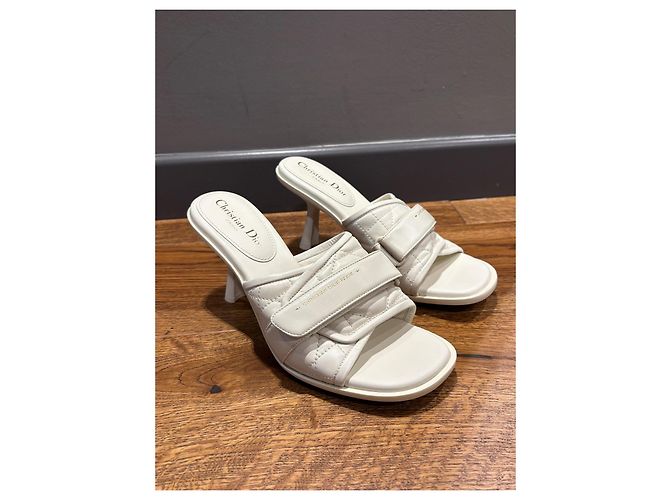 Dior Leder Mules Weiß Größe 40 - Ansicht 2